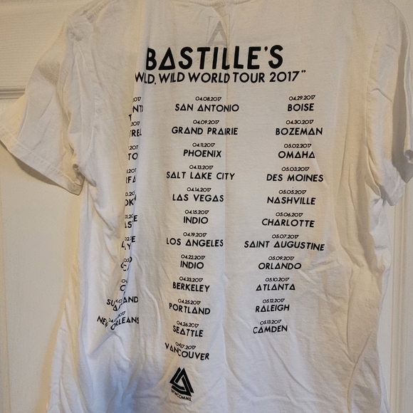 Bastille 2017 concert tshirt - Picture 3 of 6